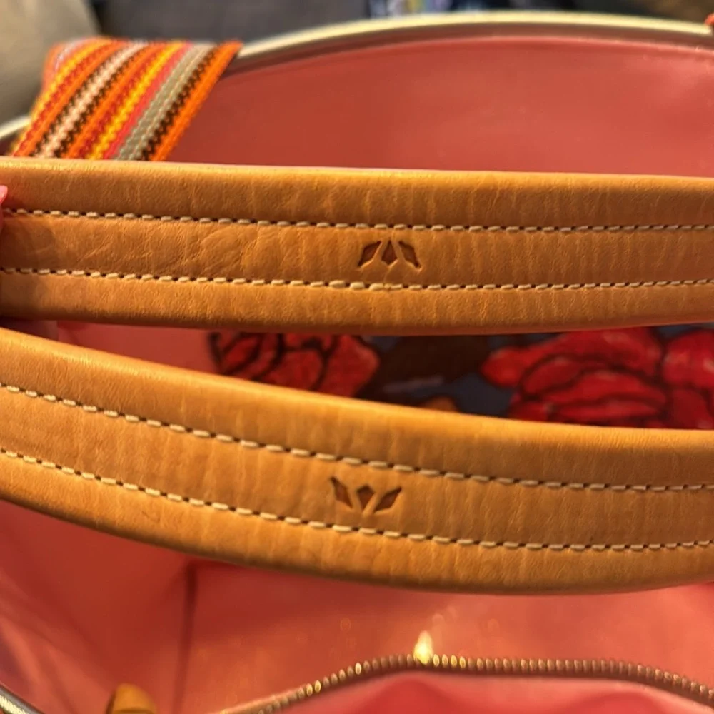 💖Consuela Brit Classic Tote💖 - Picture 11 of 11